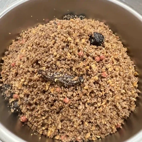 خوراک-مرغ-مینا،-پرندگان-حشره-خوار-پینتا-+-میوه-pineta-premium-menu-universal-fruits-1 (1) خوراک مرغ مینا، پرندگان حشره خوار پینتا + میوه Pineta Premium Menu Universal Fruits